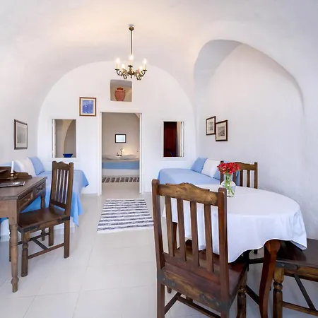 Chelidonia Traditional 3*